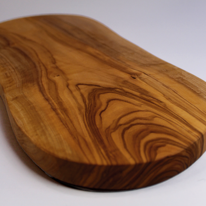 Planche à découper et à servir en bois d'olivier